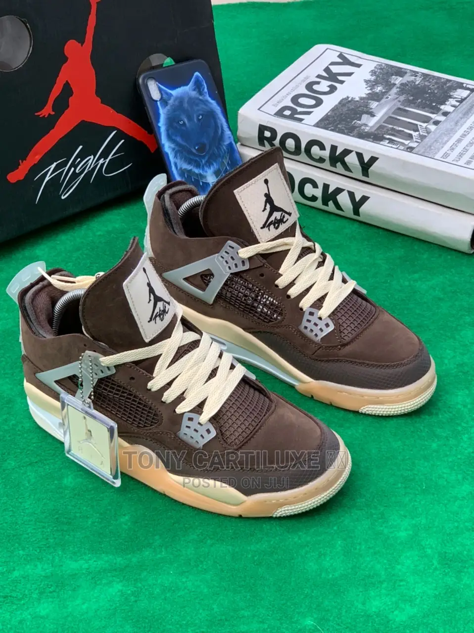Air Jordan 4