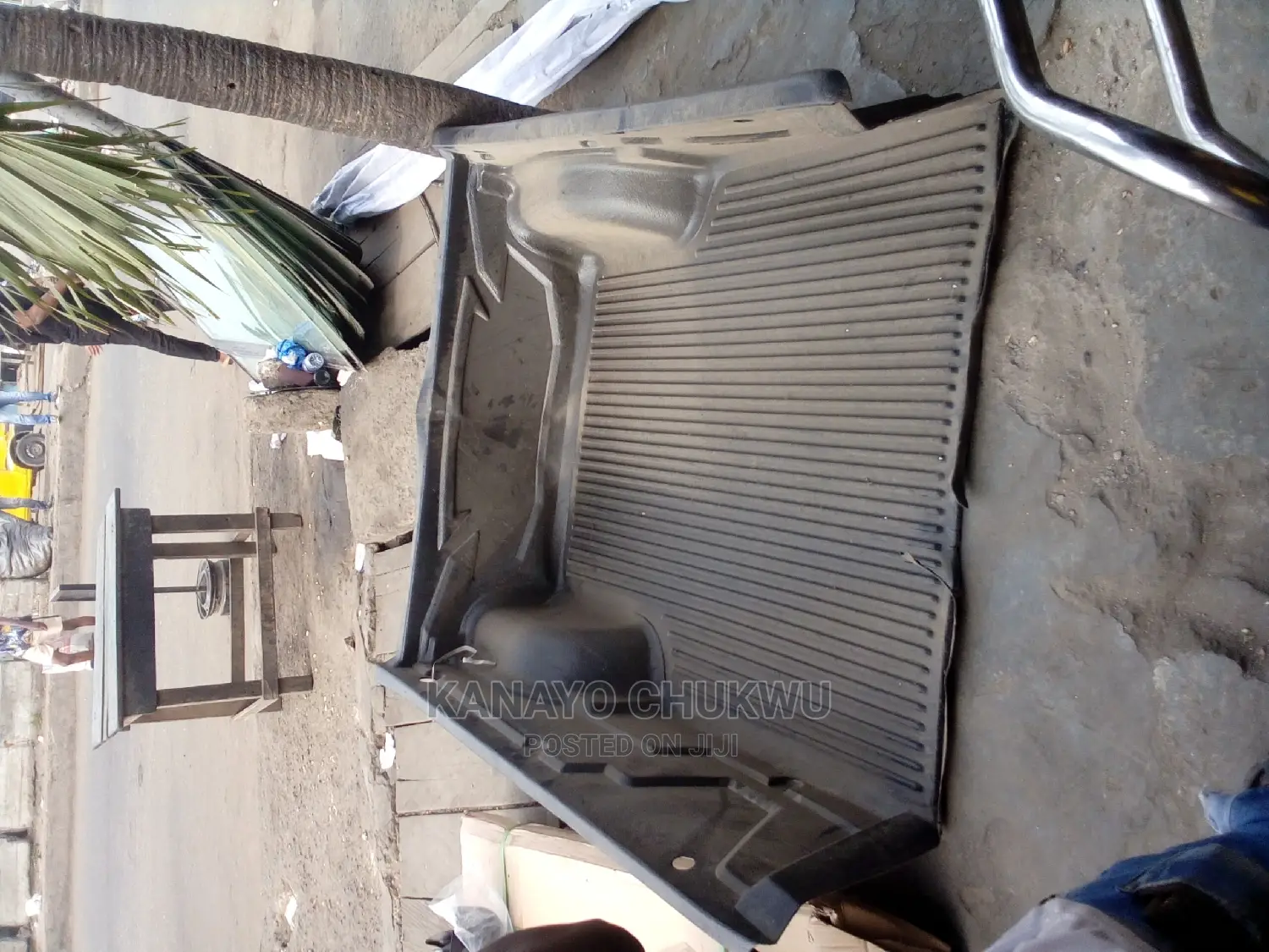 Inner Bucket Cover for L200