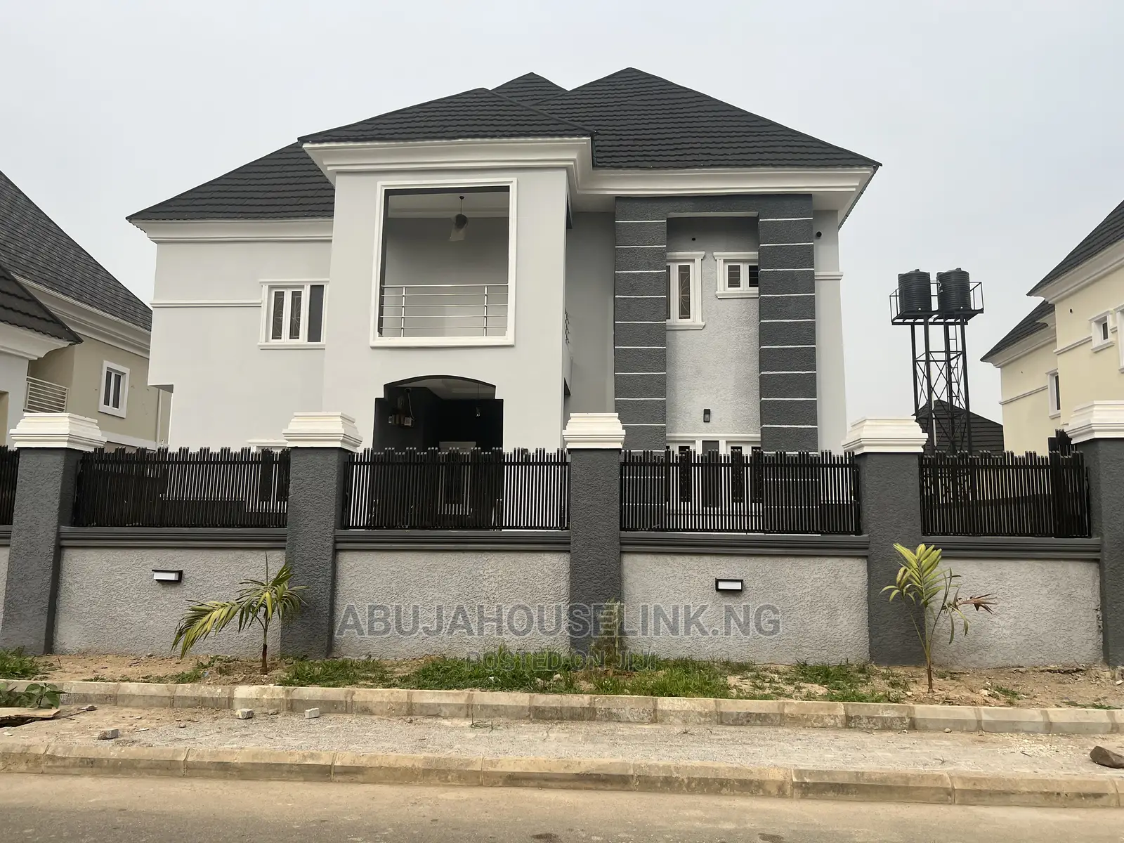5bdrm Duplex in Efab Metropolis, Gwarinpa for sale