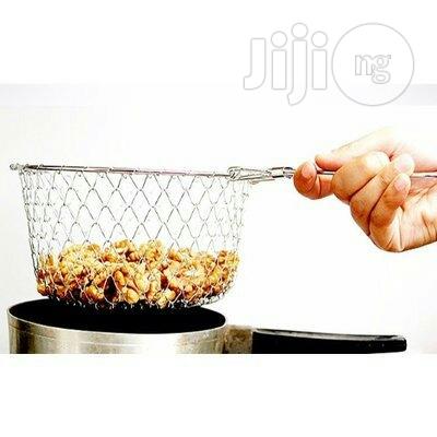 Non Stick Frying Pan And Stimmer.