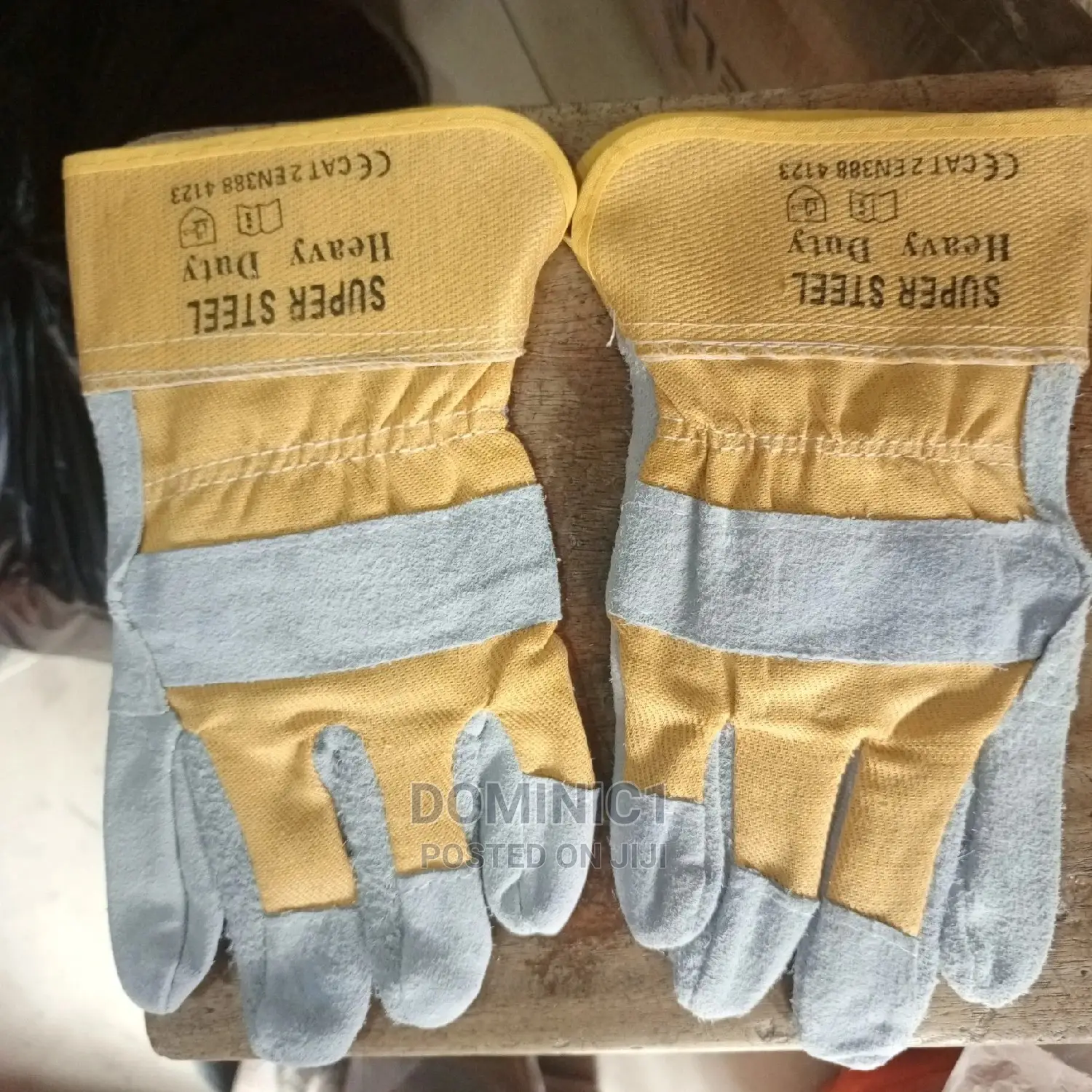 Safety Gloves
