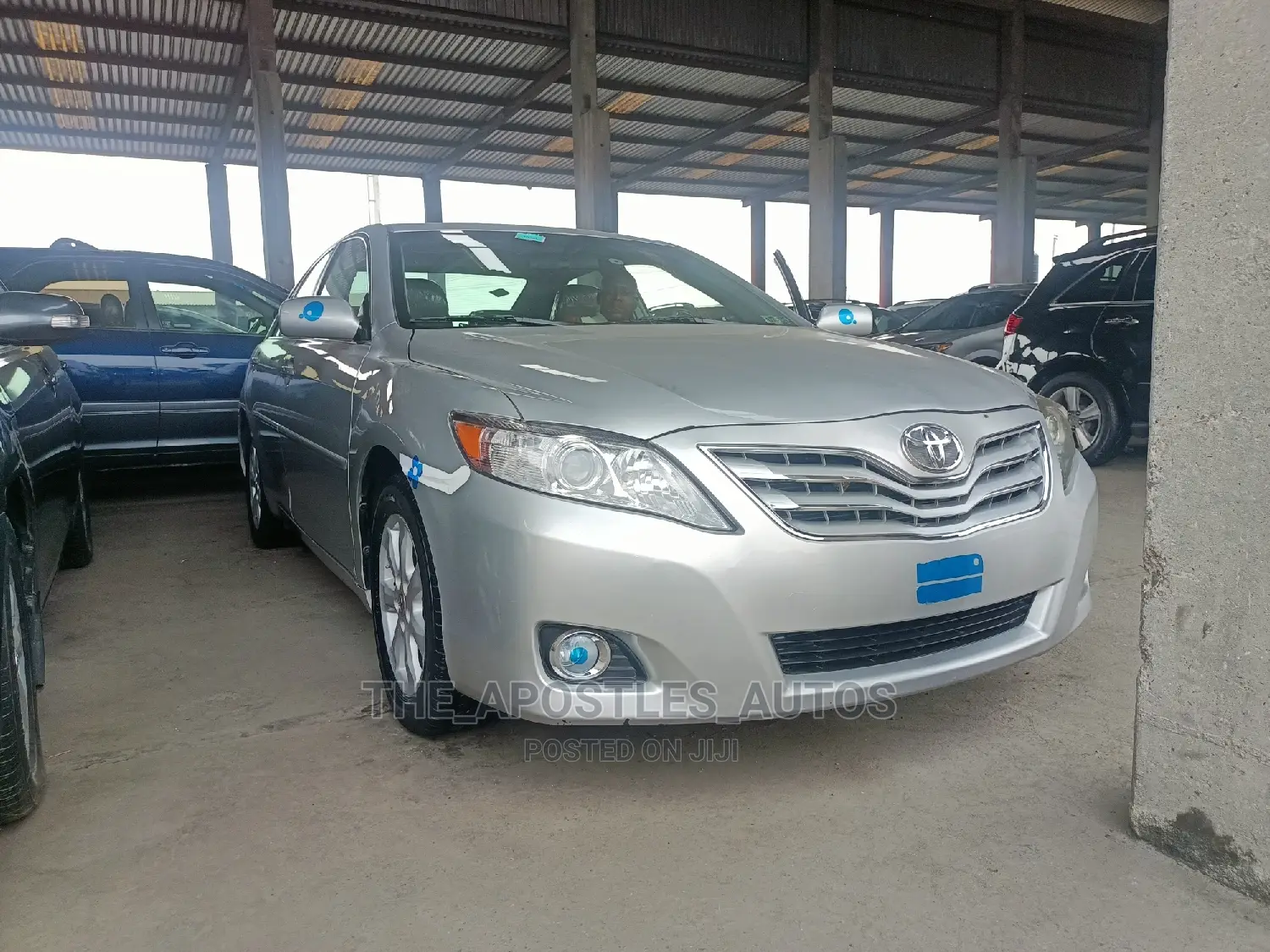 Toyota Camry 2010 Silver