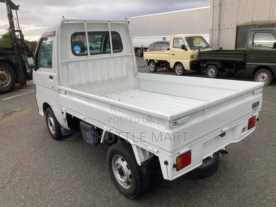 Daihatsu Hijet Mini Truck 2003 White