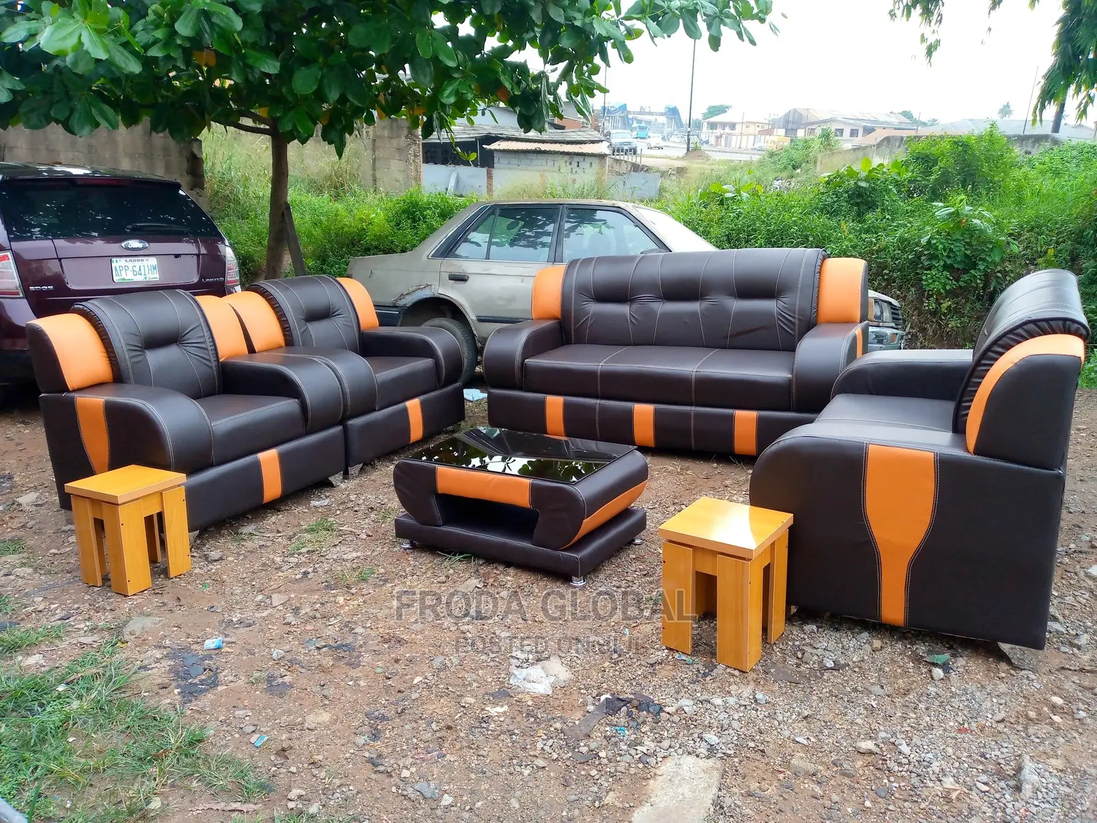 7 Seaters Sofa Chairs With Table and 2 Stools. Leather Couch. Laj01