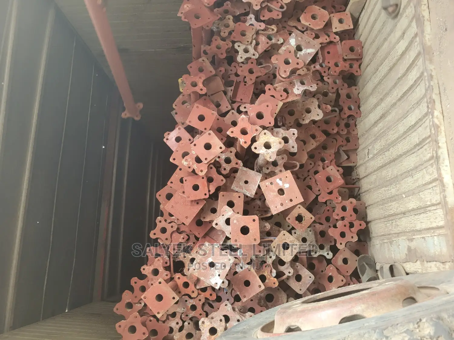4m Used Acrow Props