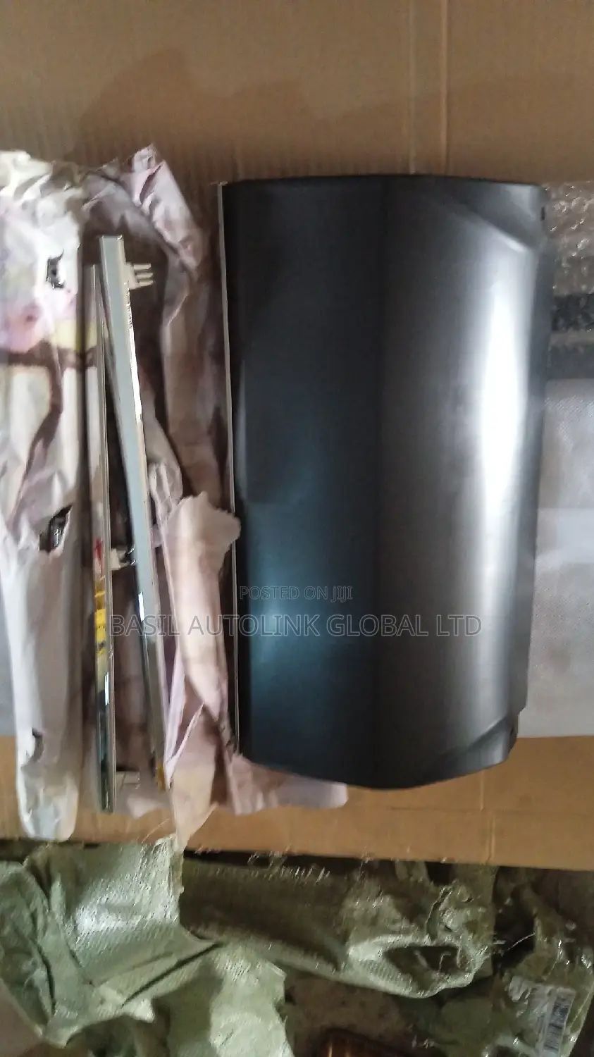 LX570 Back Bumper Cover