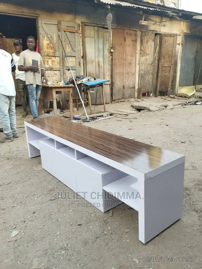 A Quality Tv Shelf