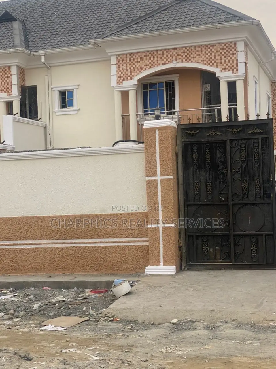3bdrm Duplex in Ado / Ajah for sale