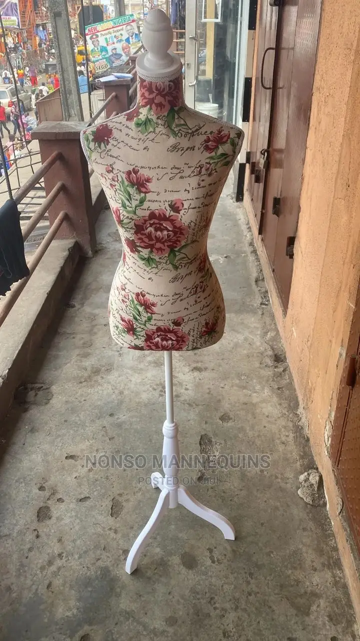 Fully Pinnable Colourful Body Female Dressform
