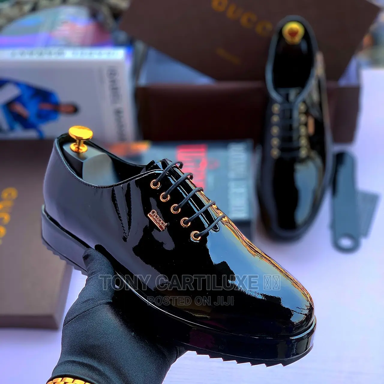 * Gucci Laceup Chunky