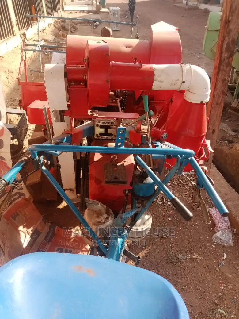 Combine Harvesters For Seedlings Rice Wheat Etc