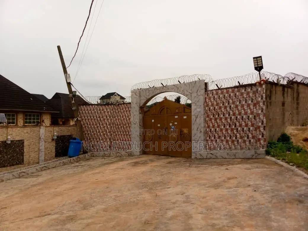 10bdrm Duplex in Ipaja Ayobo Lagos for Sale