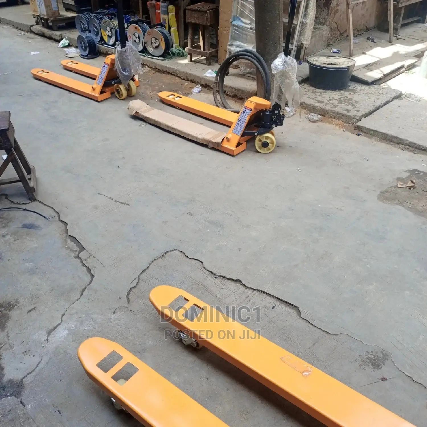 2500kg Pallet Truck