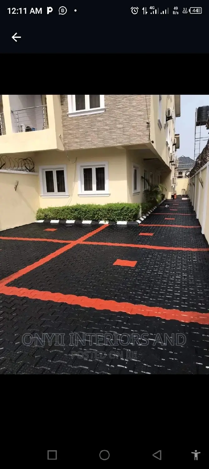 Sealing and Polishing of Interlock and Stamp Concrete Floor