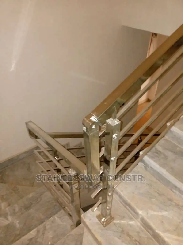 Stainless Square TM Pipe Railing