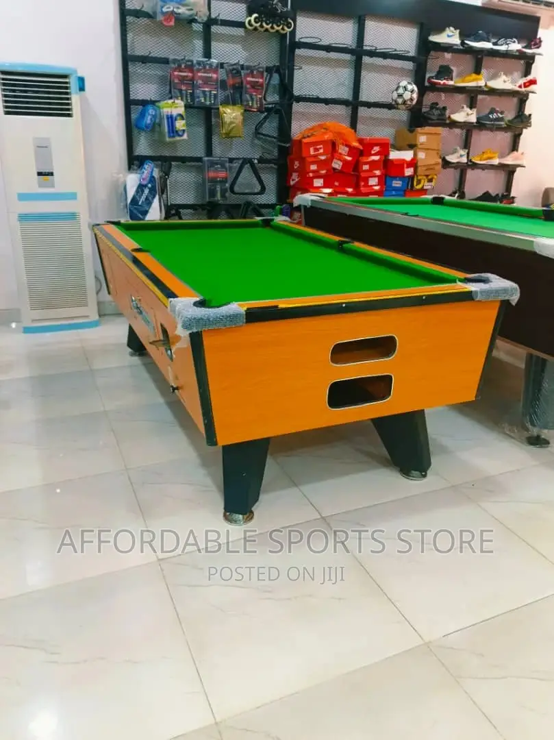 7ft Exclusive Coin Snooker Table and 30 Coins
