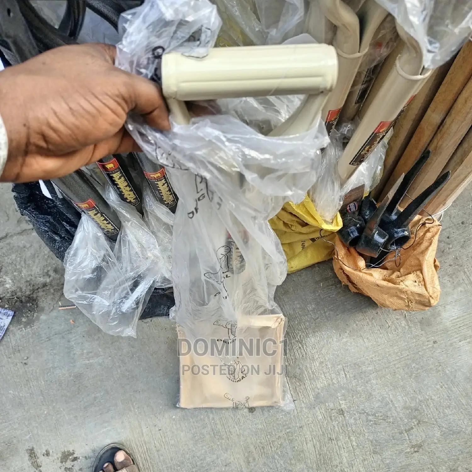 Shovel Big Head