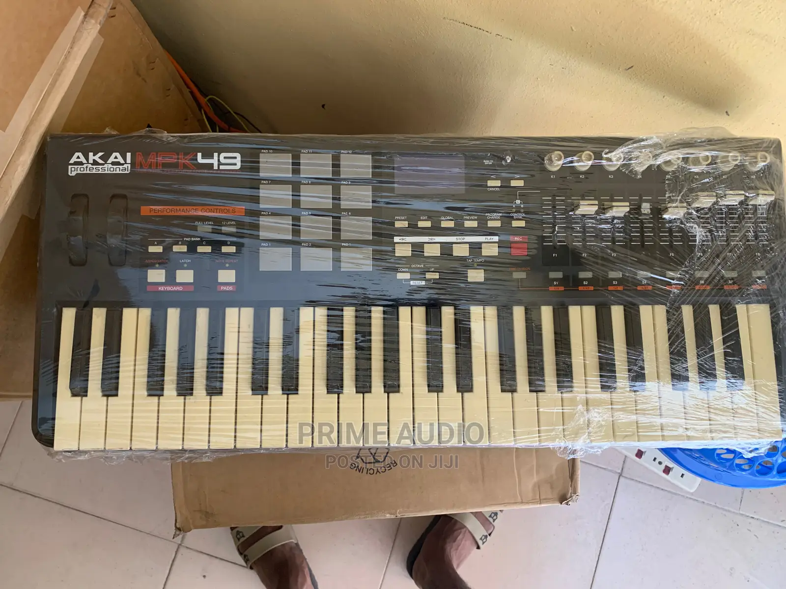Akai Mpk 49 Midi Controller With Performance Control Uk Used