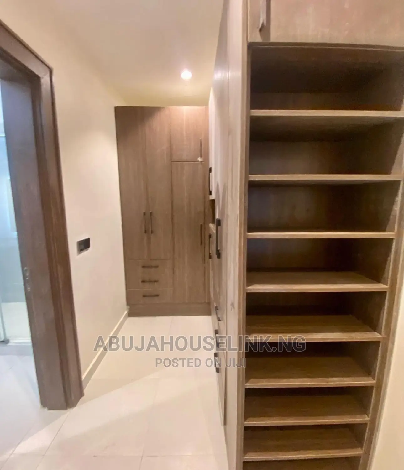 5bdrm Duplex in Guzape Abuja for sale