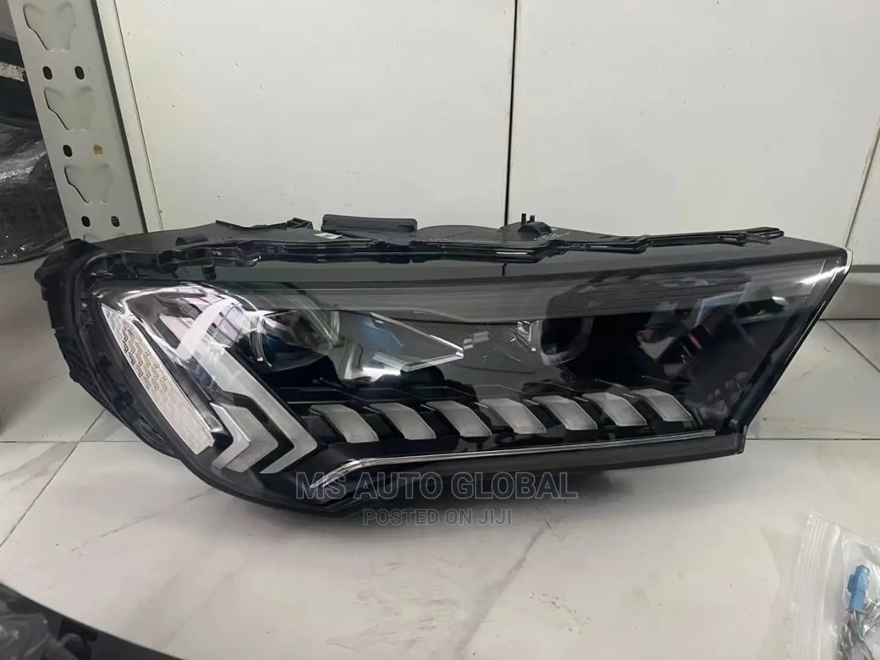 Audi Q7 2020 Headlights