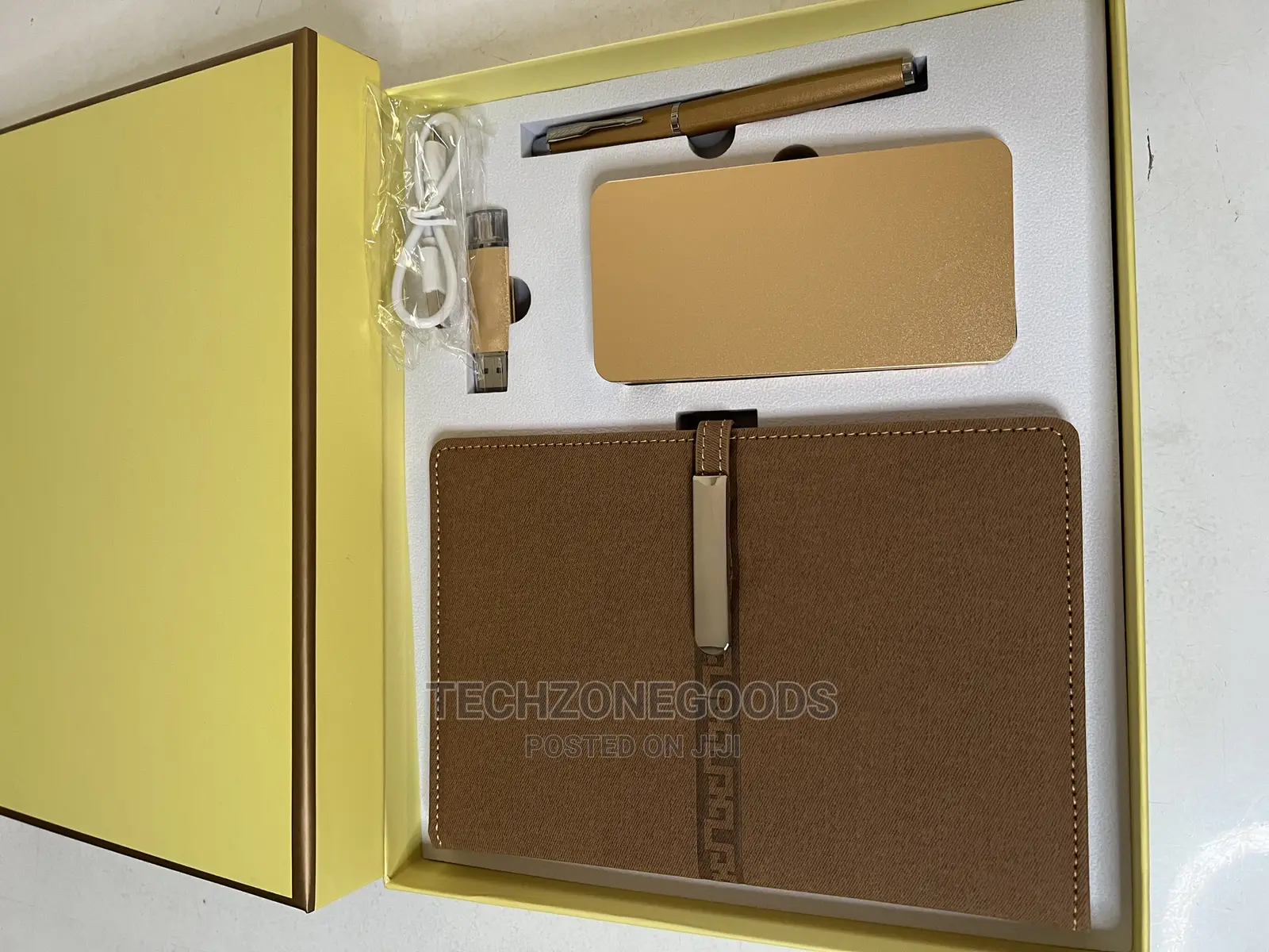 4 in 1 Gold Corporate Gift Set