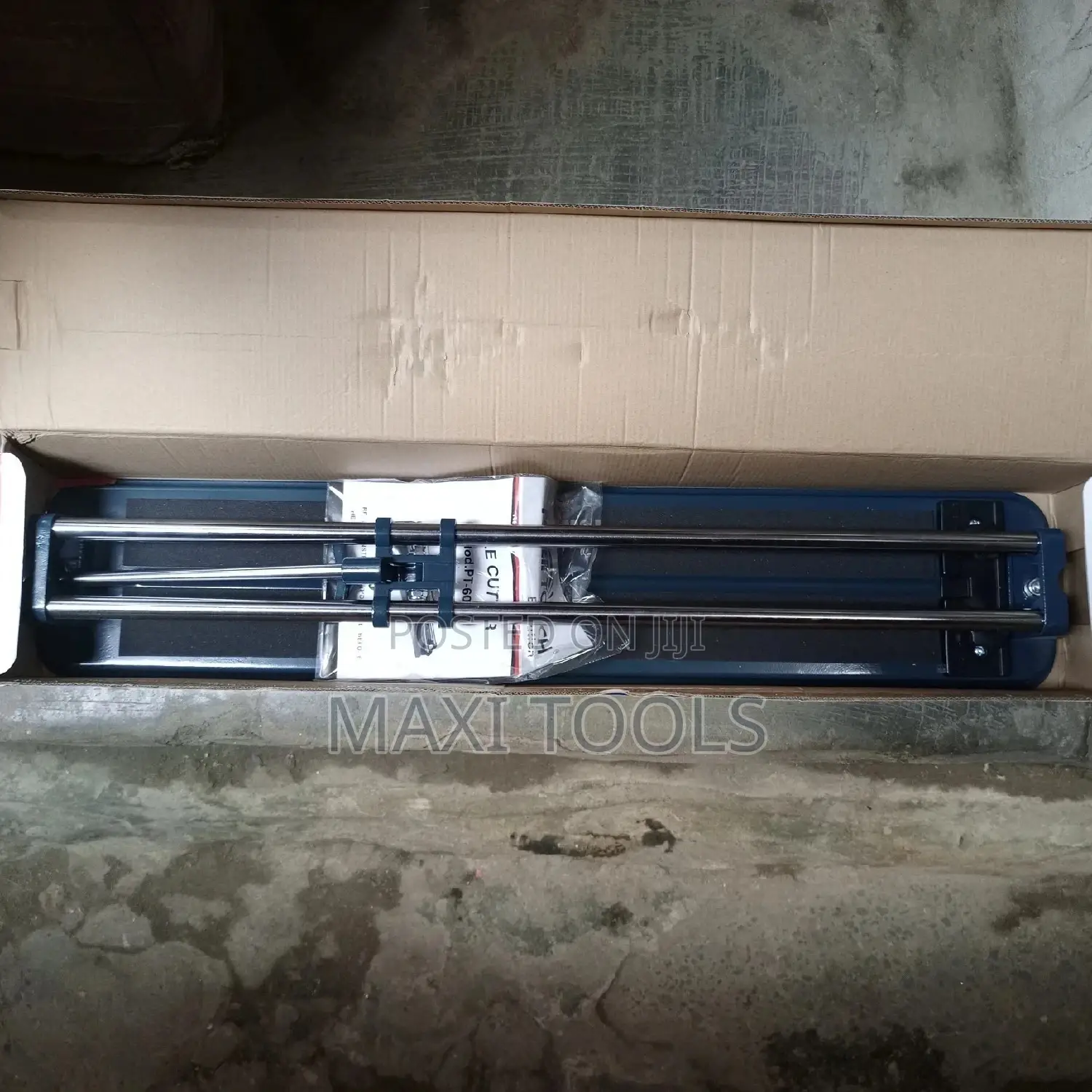Tiles Cutting Machine