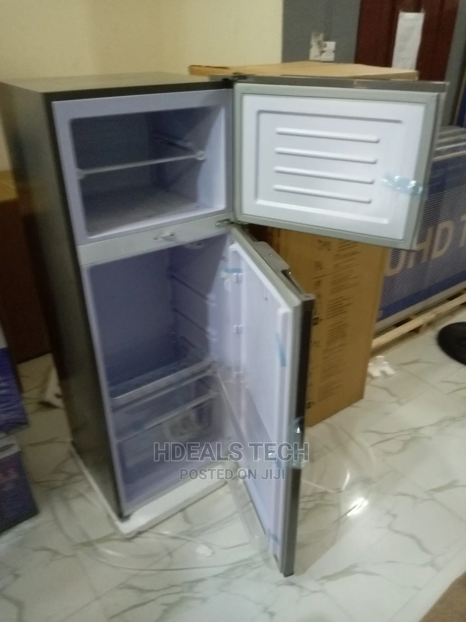 LG Standing Double Door Fridge and Freezer, GC-350.
