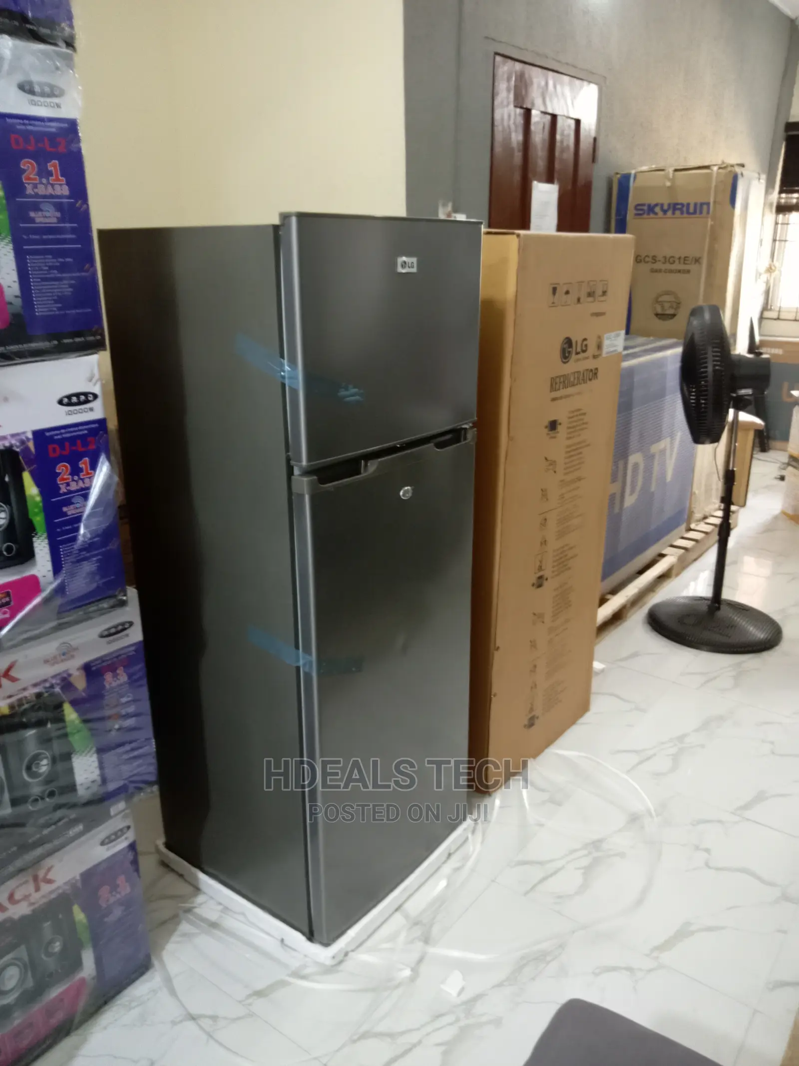 Classic LG Standing Double Door Fridge and Freezer, GC-350.