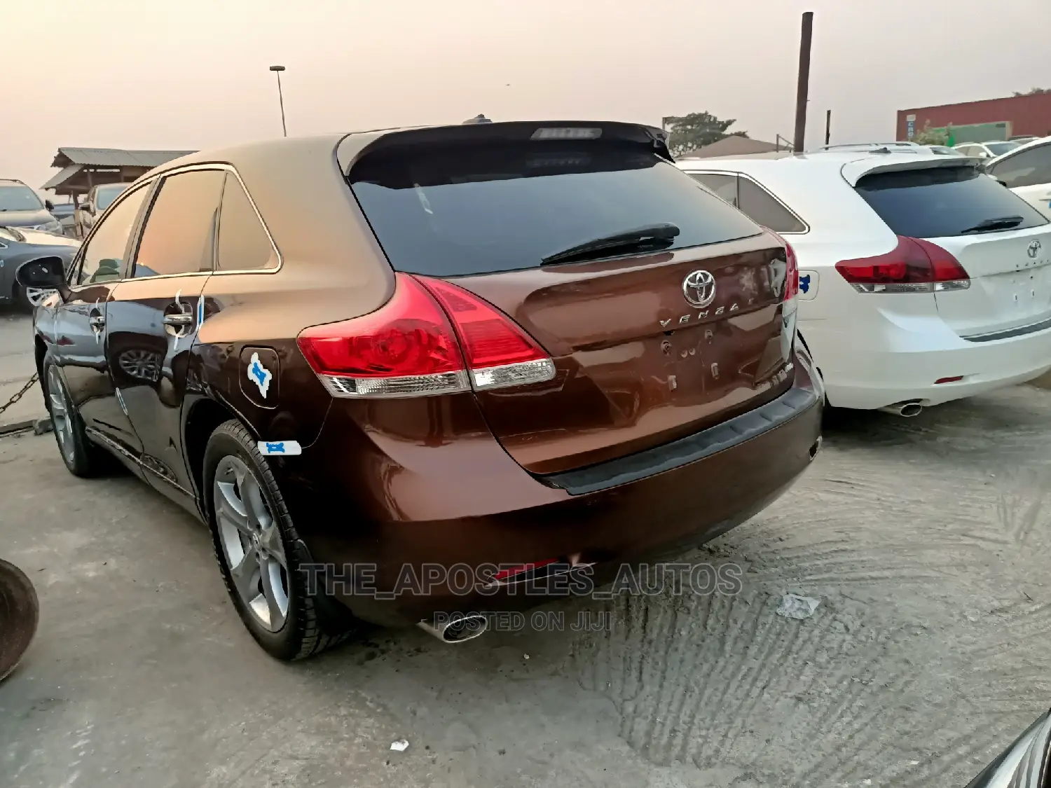 Toyota Venza V6 AWD 2011 Brown