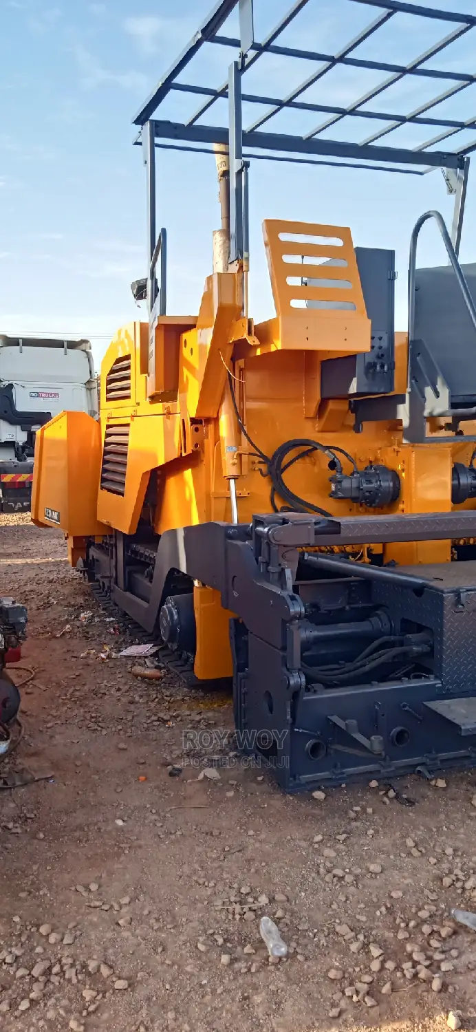 Electric Crawler Asphalt Road Paver