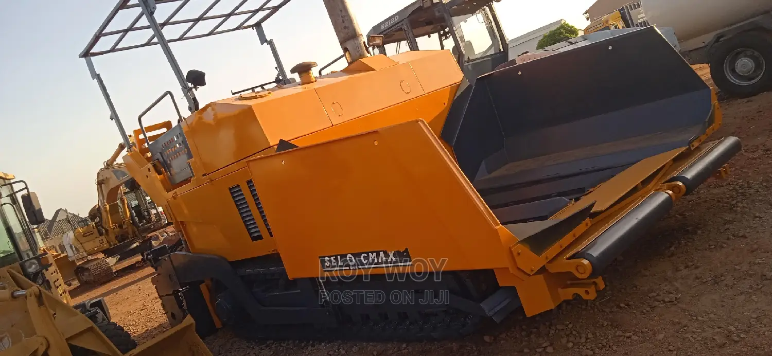 Electric Crawler Asphalt Road Paver