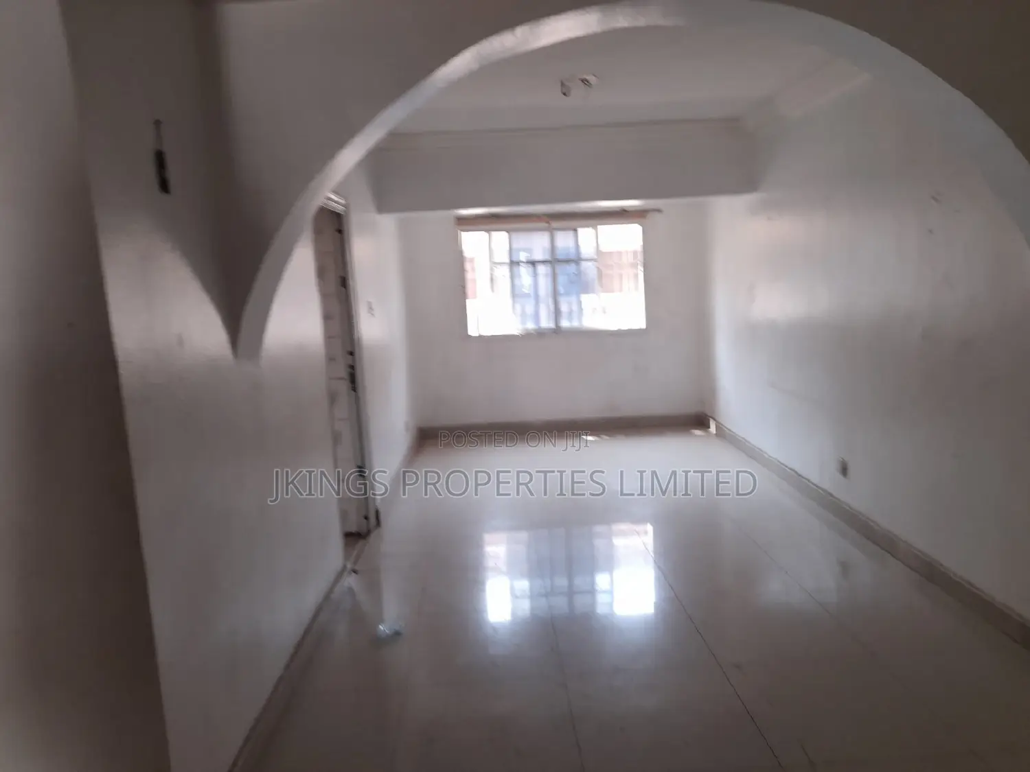 3bdrm Block of Flats in River Valley Estate for rent