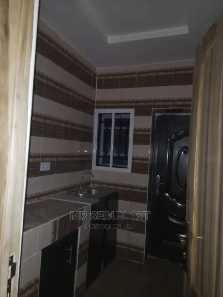 1bdrm Bungalow in Kasumu Estate, Akala Express for rent