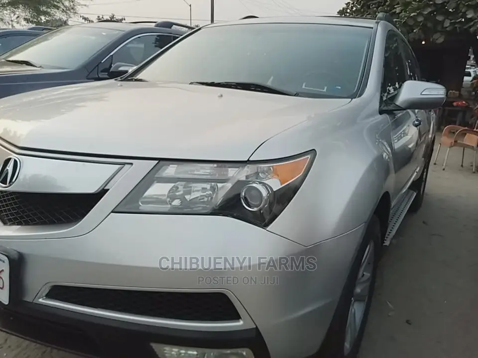 Acura MDX Advance Package SUV AWD (3.7L 6cyl 6A) 2010 Silver