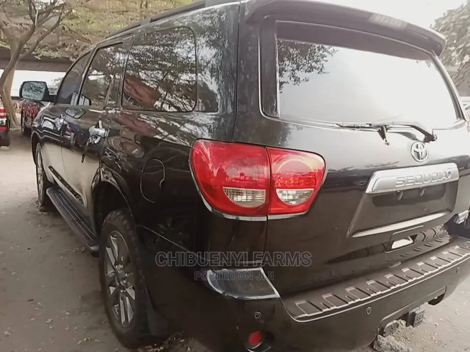 Toyota Sequoia 2015 Black
