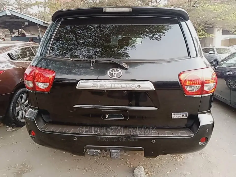 Toyota Sequoia 2015 Black