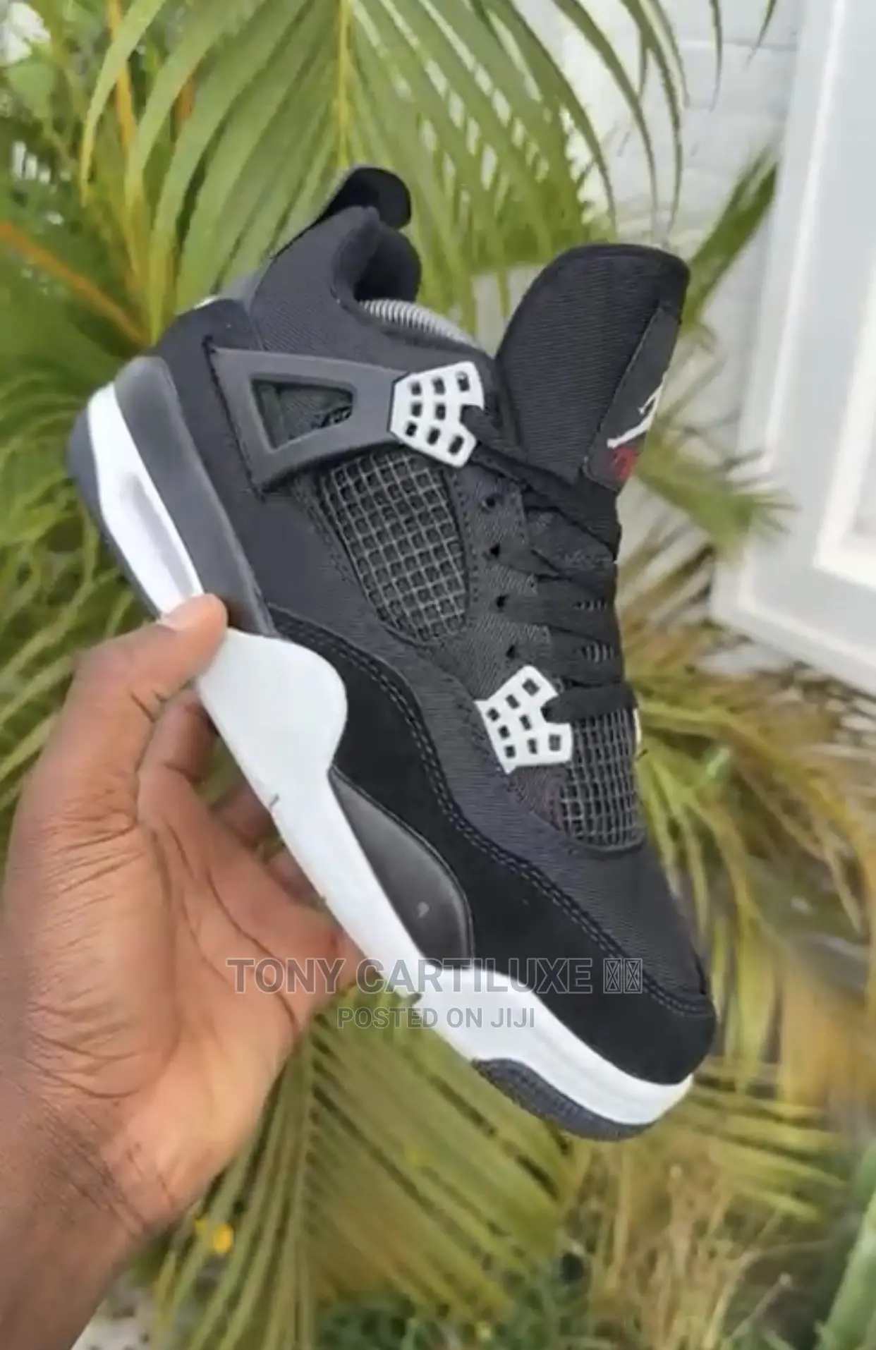 Air Jordan 4 Retro “Black Canvas”