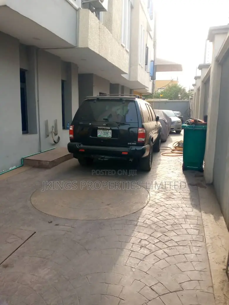 2bdrm Block of Flats in Ebute Metta for rent