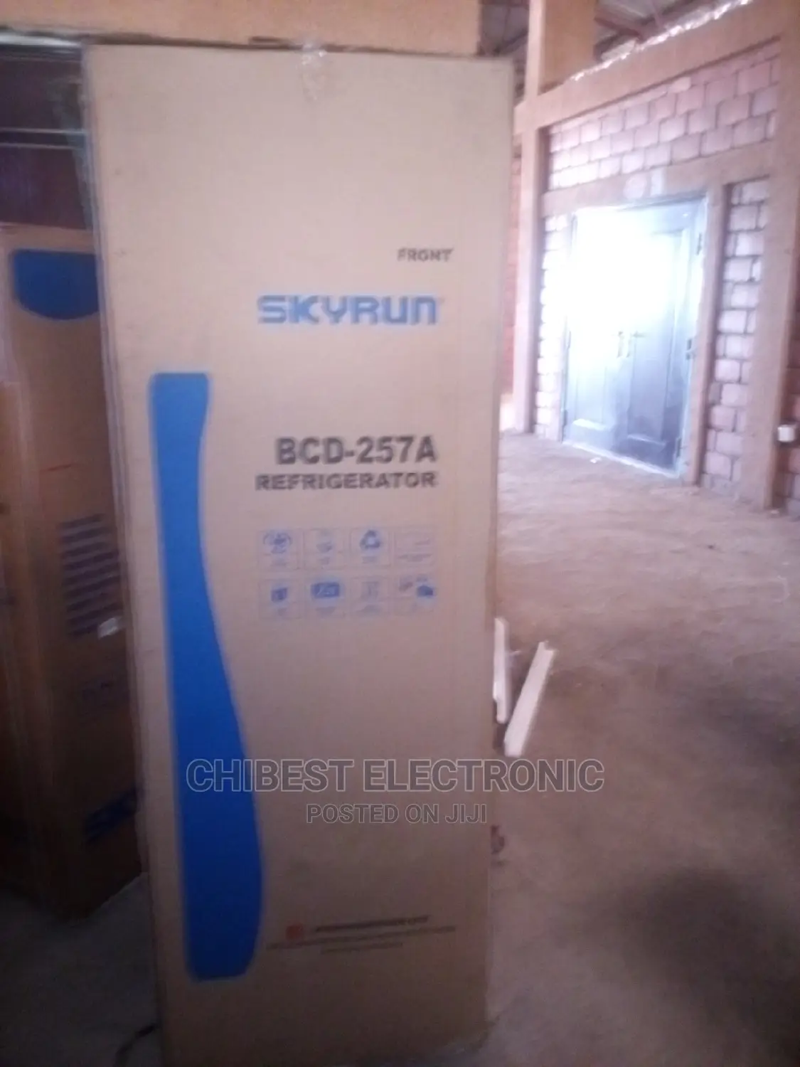 Brand New Skyrun Fridge 257lit