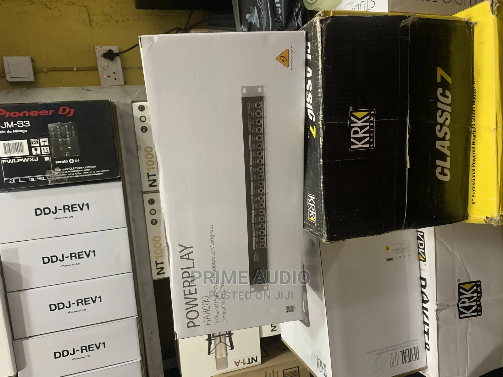 Powerplay HA8000 8 Channel Headphone Amplifier