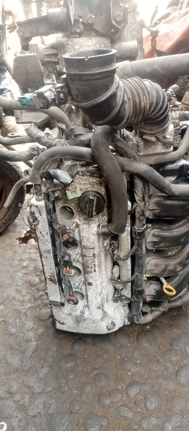 Toyota Corolla 04-07 Engine