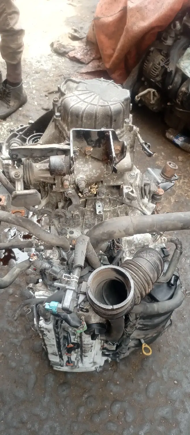 Toyota Corolla 04-07 Engine