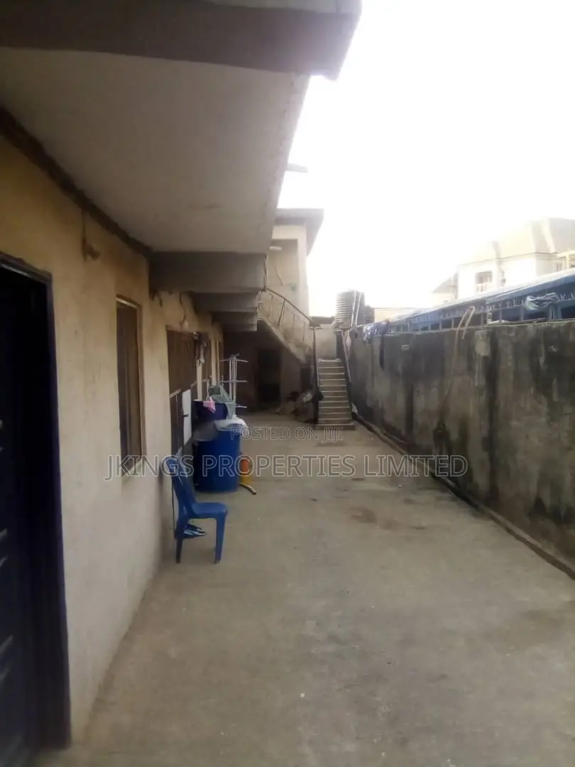Mini Flat in Palmgroove for rent