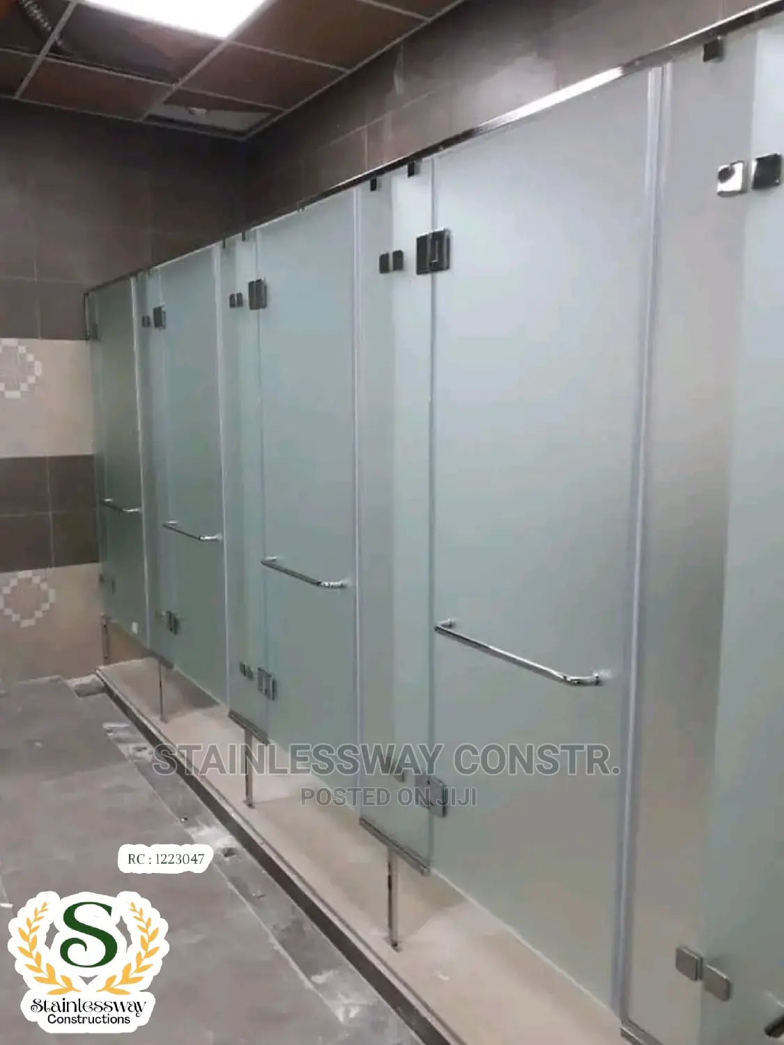 Glass Cubicle Combined Restroom