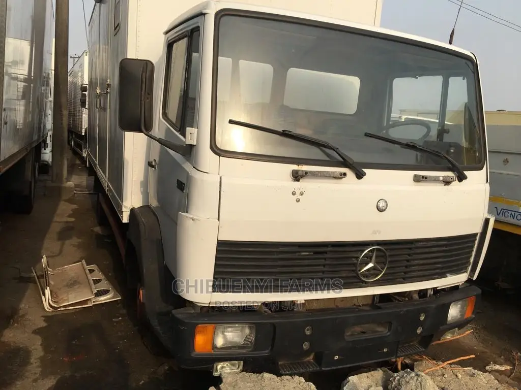 Mercedes 814