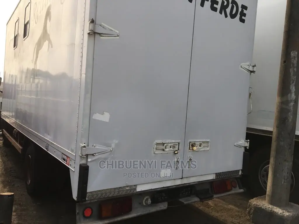 Mercedes 814