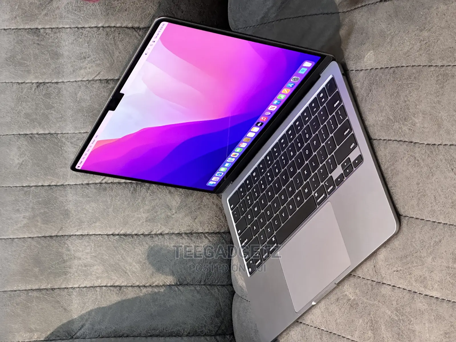 Laptop Apple MacBook Air 2022 M2 8GB Apple M2 SSHD (Hybrid) 256GB