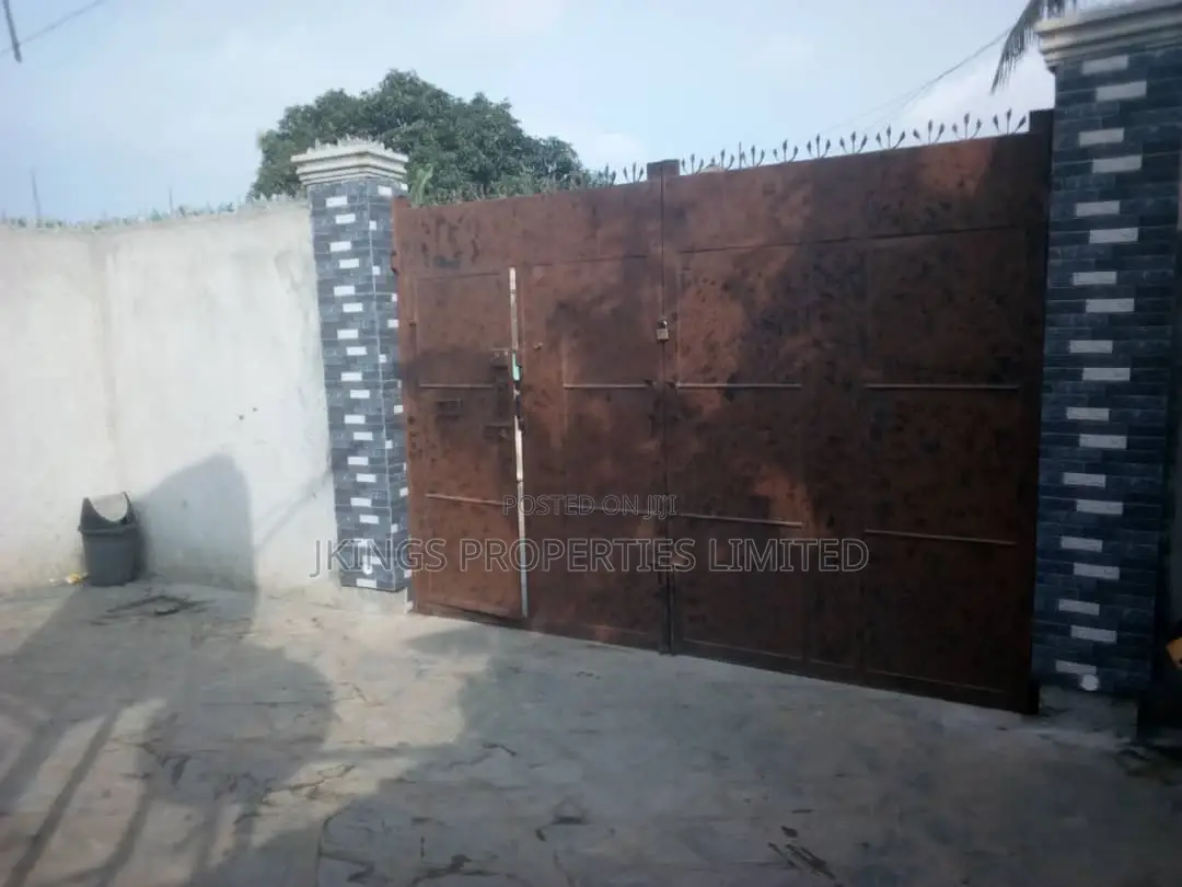 Studio Apartment in Akoka for rent