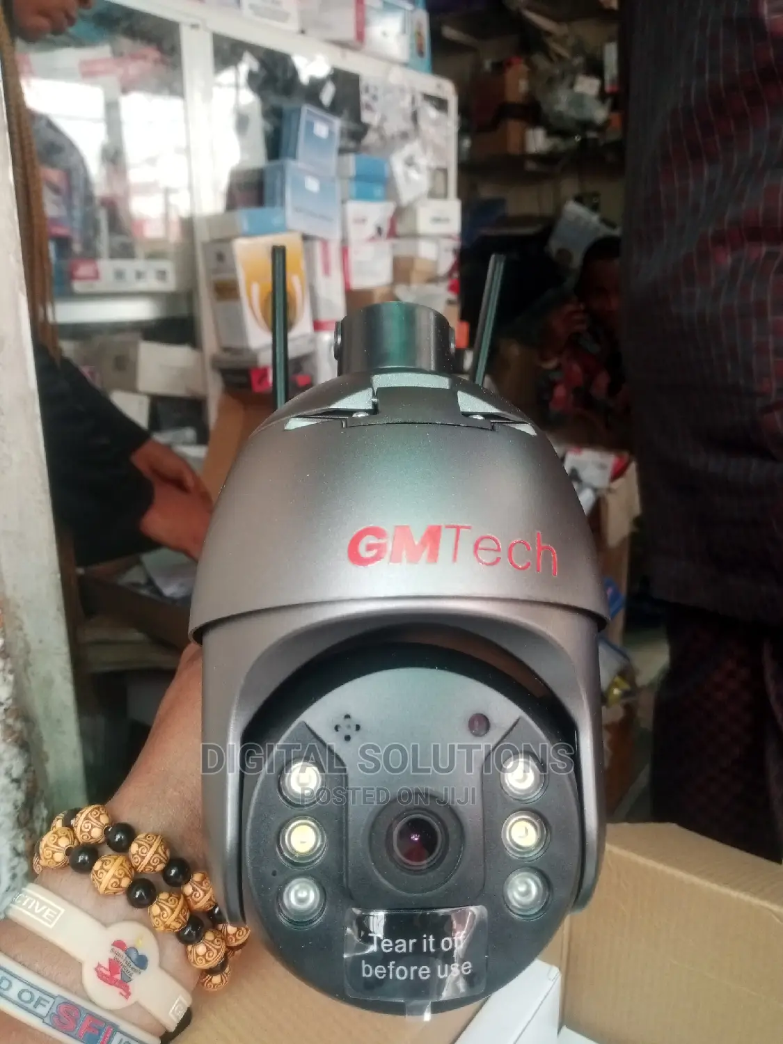 Intelligent Solar Energy Alert PTZ Camera