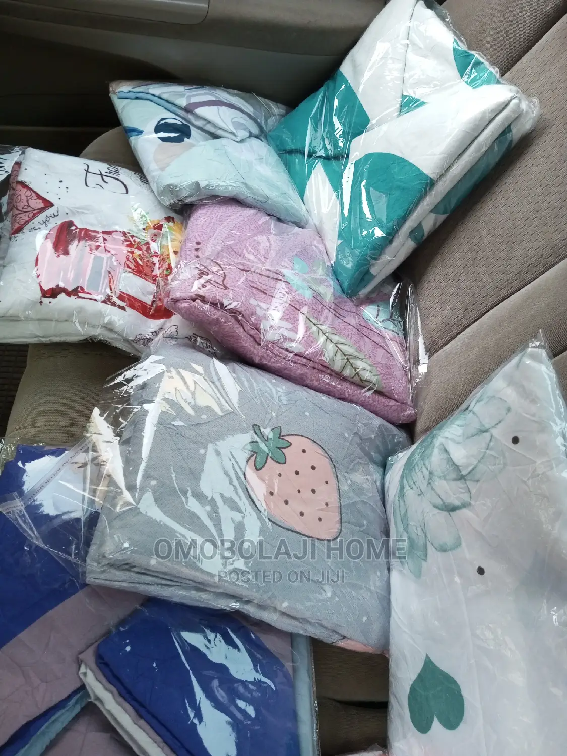 7 by 7 Bed Sheet With Two Pillow Cases
